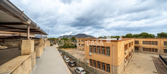 Villa de 9 habitaciónes en Palermo, Italy No. 91715 36