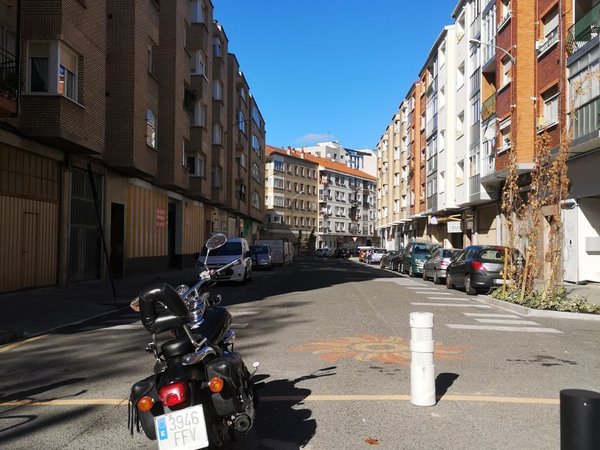 Propriété commerciale à Vitoria-Gasteiz, Spain 75m² No. 108373