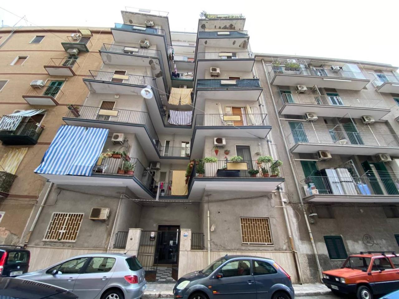 Apartamento de 2 habitaciónes en Taranto, Italy No. 78096