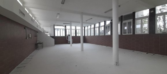  Commercial property in Chateauroux, France No. 62428 4