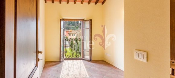 Квартира с 2 спальнями в Кашана Терме Лари, Италия № 221560 5