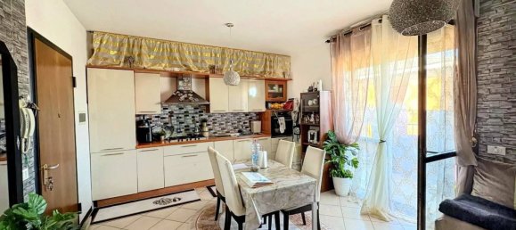 2 غرف نوم شقة في San Prospero, Italy رقم 327784 3