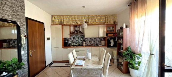 2 غرف نوم شقة في San Prospero, Italy رقم 327784 5