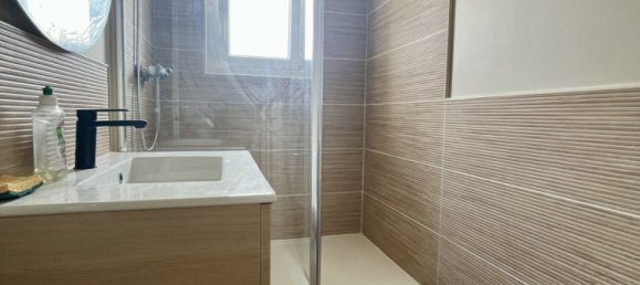 Estudio en Valence, France No. 338782 5