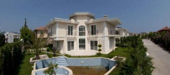 Villa de 3+1 en Kemer, Turkey No. 28369 2