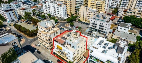 853m² Commercial property for sale in Nicosia, Cyprus № 24494 3