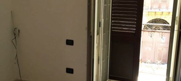 3-Zimmer Wohnung in Palermo, Italy, Nr. 269358 4