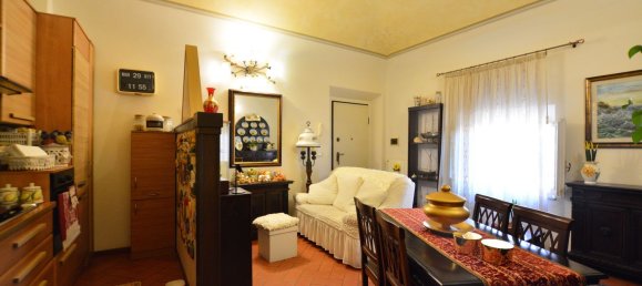 2 rooms Apartment in Santa Croce sull'Arno, Italy No. 228594 3