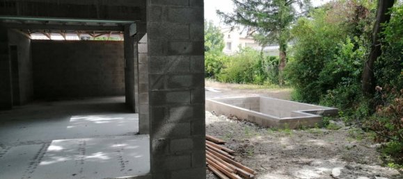 5 chambres Maison à Morières-lès-Avignon, France No. 361711 3