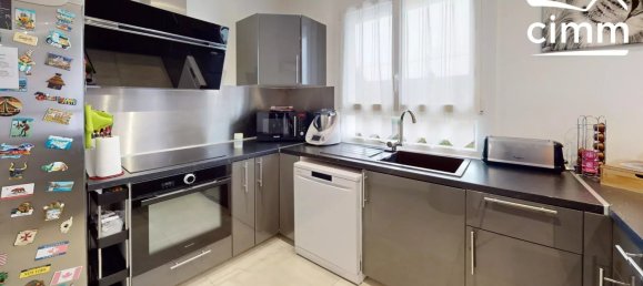 3 Schlafzimmer Haus in Saint-Cyr-en-Val, France, Nr. 155463 24