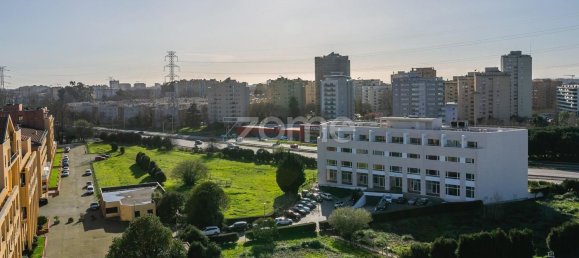 2 bedrooms Apartment in Porto, Portugal No. 92447 25