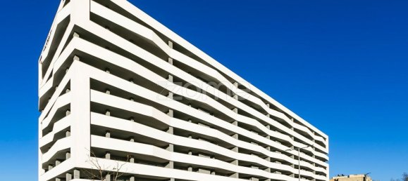 2 bedrooms Apartment in Porto, Portugal No. 92447 2