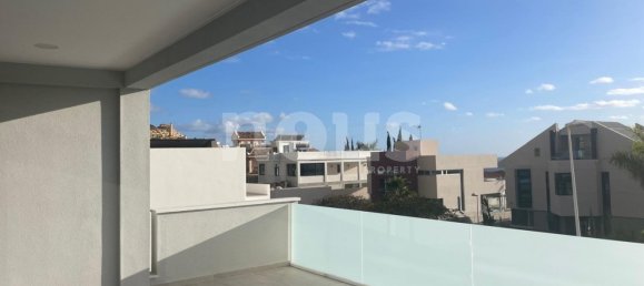 5 bedrooms Villa in Adeje, Spain No. 14022 8