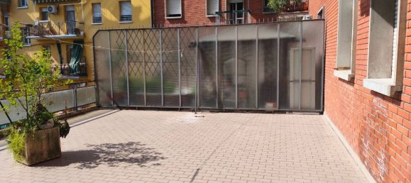 5 bedrooms Apartment in Bologna, Italy No. 321714 6