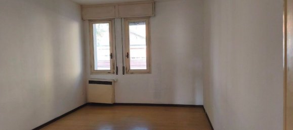 5 bedrooms Apartment in Bologna, Italy No. 321714 7