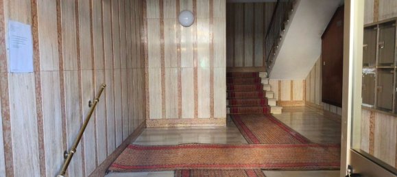 5 bedrooms Apartment in Bologna, Italy No. 321714 3