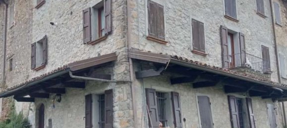 2 rooms Apartment in Castelnovo ne' Monti, Italy No. 95134 5