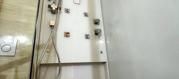 3 bedrooms Apartment in Florence, Italy No. 324163 13