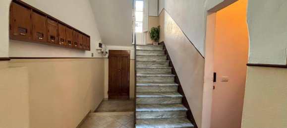 3 bedrooms Apartment in Florence, Italy No. 324163 23