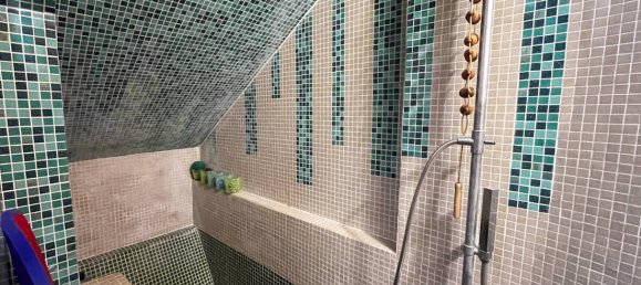 3 bedrooms Apartment in Florence, Italy No. 324163 21