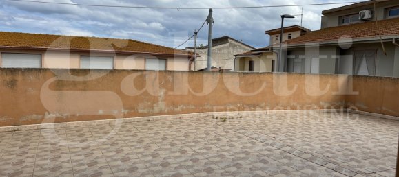 5 rooms House in Solarussa, Italy No. 171445 11