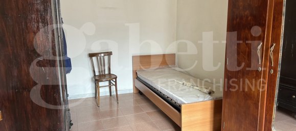 5 rooms House in Solarussa, Italy No. 171445 9