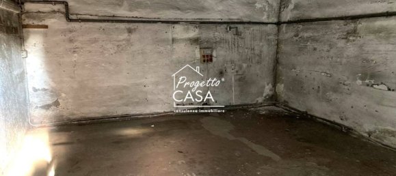 620m² Commercial property in Naples, Italy No. 333822 14