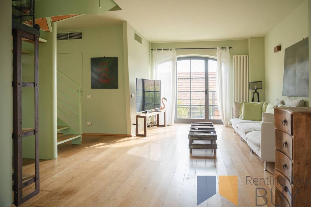 Apartamento T2 em Milan, Italy N.º 266774