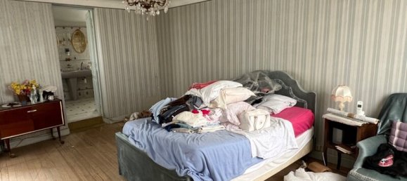 4 bedrooms House in Henonville, France No. 300578 14