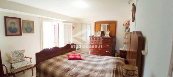 3 Schlafzimmer Haus in Gorno, Italy, Nr. 351937 15
