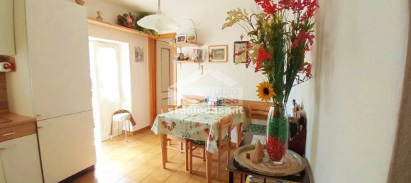 3 Schlafzimmer Haus in Gorno, Italy, Nr. 351937 7