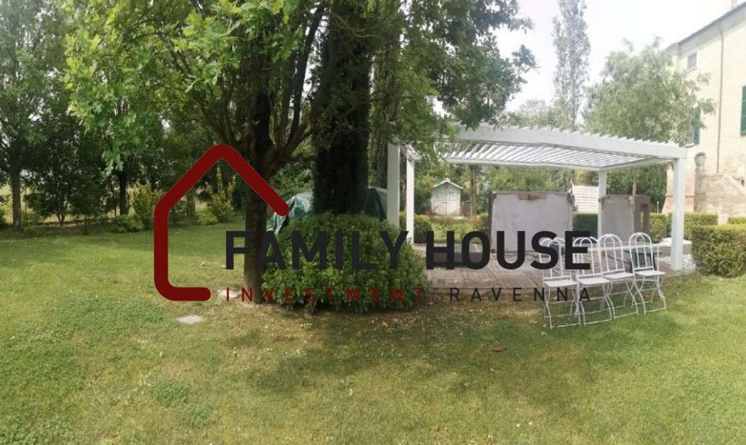 Apartamento de 4 habitaciónes en Ravenna, Italy No. 96049