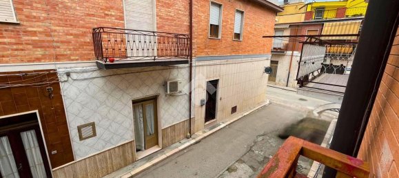 3-salle Maison à San Severo, Italy No. 71080 11