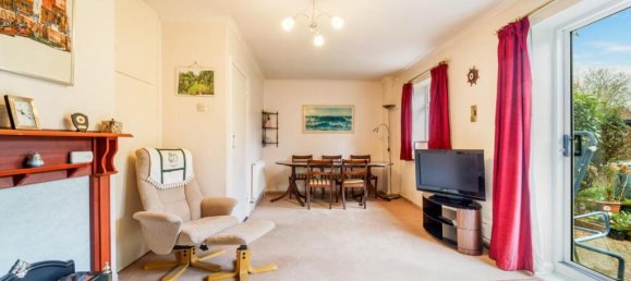 3 bedrooms House in Brentford, United Kingdom No. 12352 2