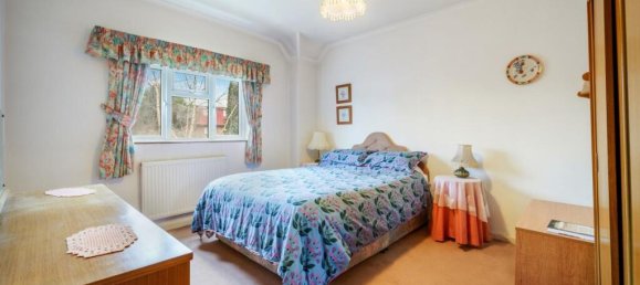 3 bedrooms House in Brentford, United Kingdom No. 12352 18