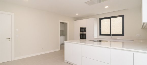 3 Schlafzimmer Haus in Funchal, Portugal, Nr. 94280 6