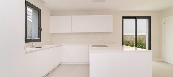 3 Schlafzimmer Haus in Funchal, Portugal, Nr. 94280 5