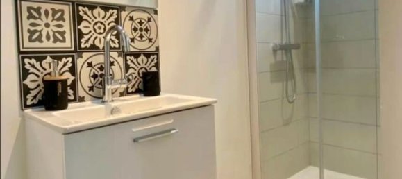 6 chambres Appartement à Orléans, France No. 49933 6