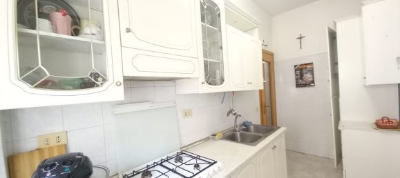 2 bedrooms Apartment in Rome, Italy No. 377765 17