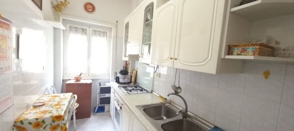 2 bedrooms Apartment in Rome, Italy No. 377765 16