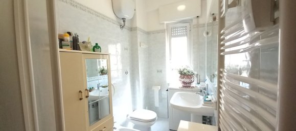 2 bedrooms Apartment in Rome, Italy No. 377765 26