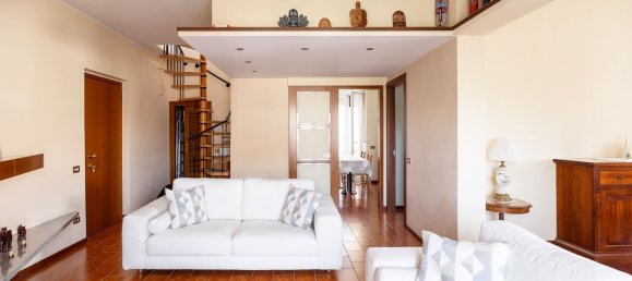 4غرفة منزل ذو طابقين في Sovico, Italy رقم 205870 11