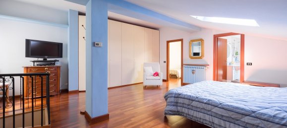 4غرفة منزل ذو طابقين في Sovico, Italy رقم 205870 26