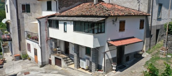 2 bedrooms House in Villa Collemandina, Italy No. 309816 6