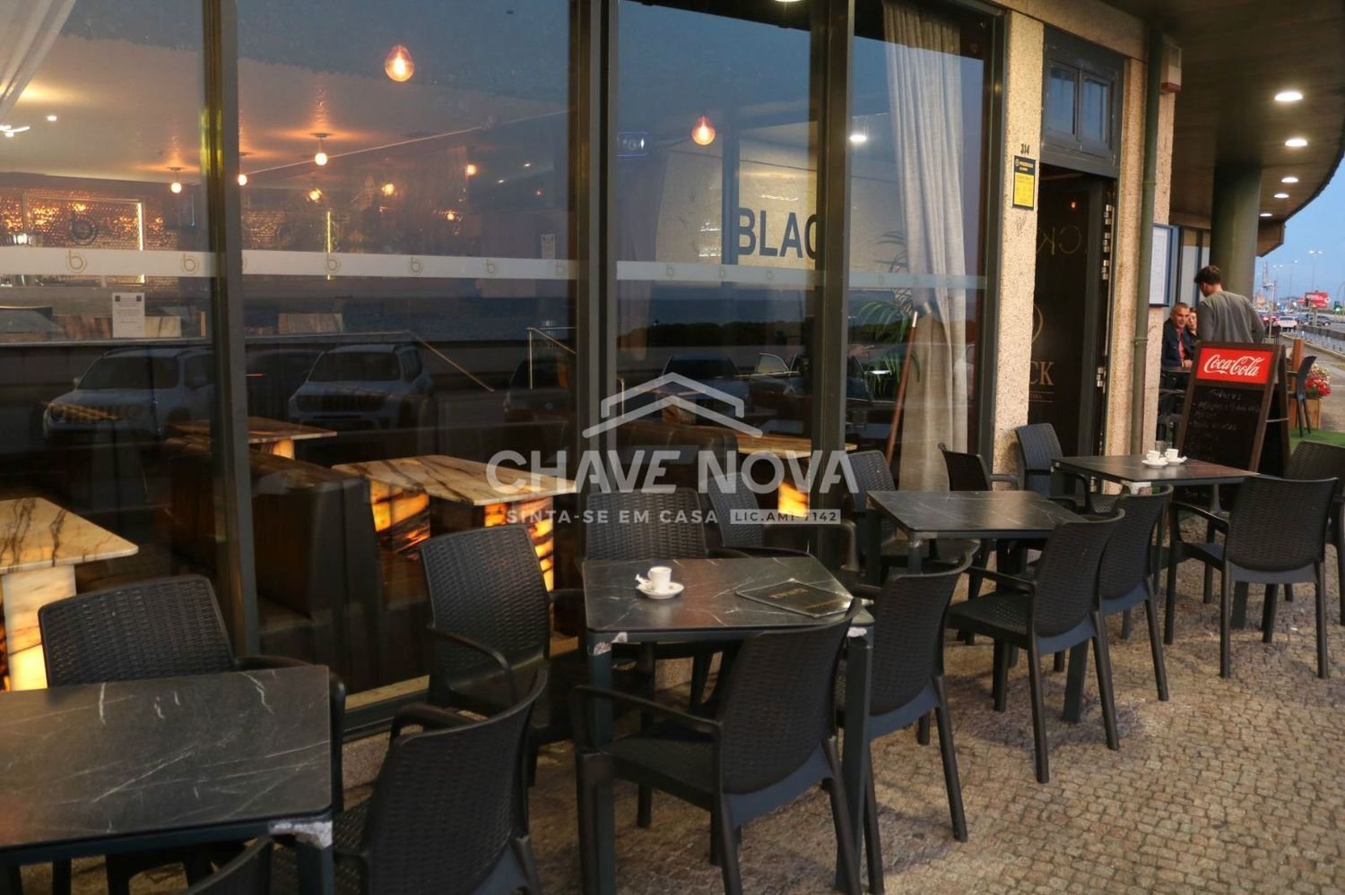 100m² Commercial property in Matosinhos, Portugal No. 249771