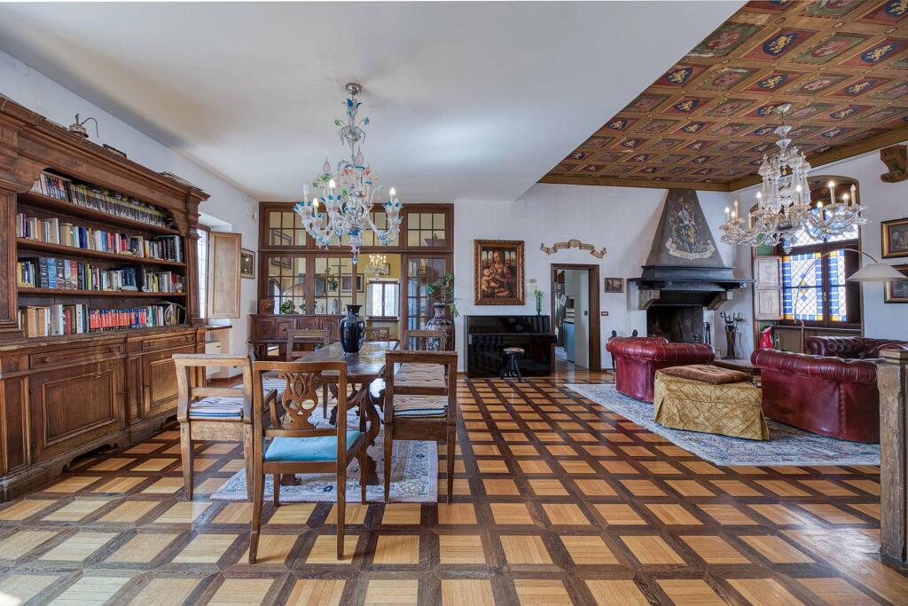 4 غرف نوم منزل في Assisi, Italy رقم 381090