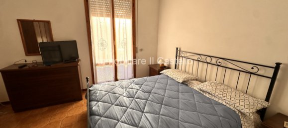 2-salle Appartement à Castiglione del Lago, Italy No. 102535 10