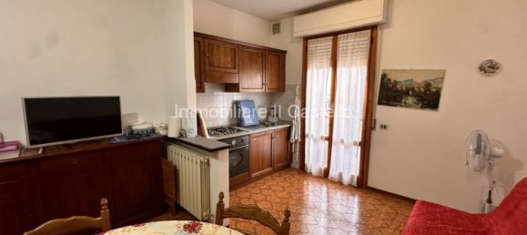 2-salle Appartement à Castiglione del Lago, Italy No. 102535 4