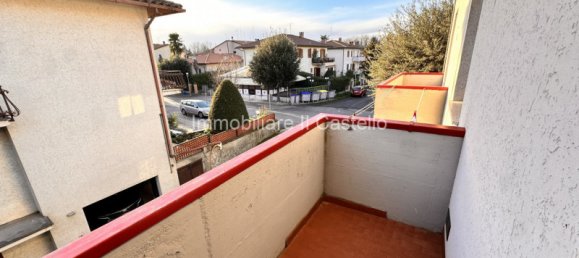2-salle Appartement à Castiglione del Lago, Italy No. 102535 7