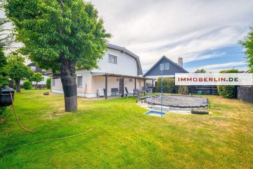 5 rooms Bungalow in Rudow, Germany No. 295904